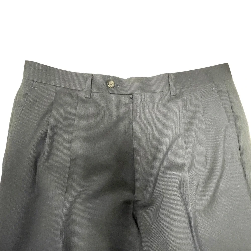 Lauren Ralph Lauren‎ 100% wool Navy Pinstrip Suit Jacket 40R Pants size 34/30